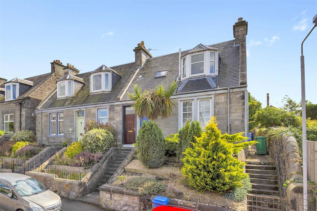 4 Victoria Terrace, Dunfermline, KY12 0NE 1 bed property for sale £90,000