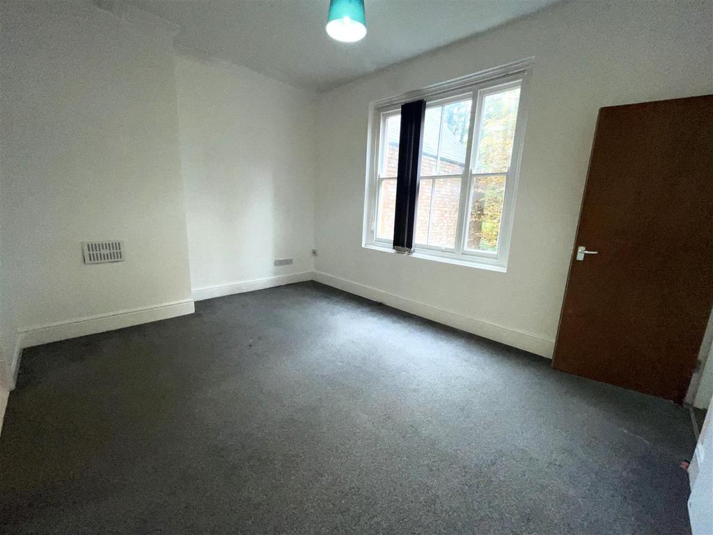 St. James Road, Leicester, LE2 1 bed flat £625 pcm (£144 pw)