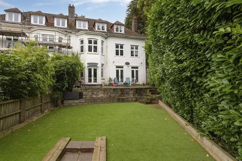 1 Goldney Avenue, Clifton, Bristol, BS8 4RA