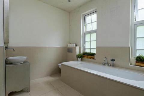 1 Goldney Avenue, Clifton, Bristol, BS8 4RA