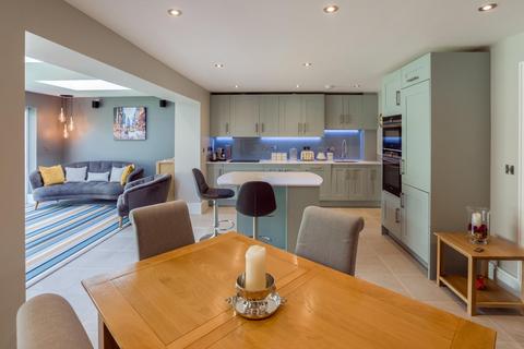 8 Badgers Close, Welford On Avon, Stratford-upon-avon, CV37 8FA