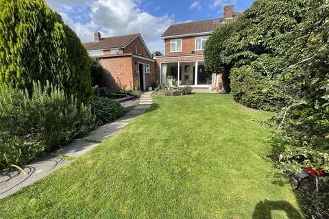 13 Tysoe Hill, Glenfield, Leicester, LE3 8AR
