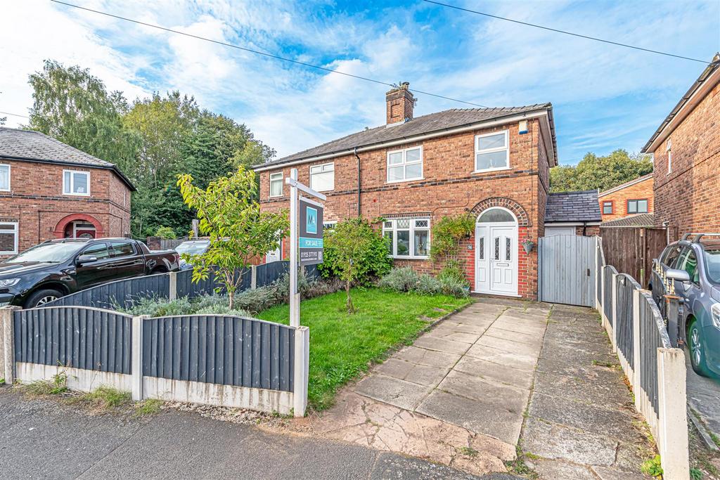 Secker Avenue, Warrington, Cheshire 3 bed semidetached house for sale