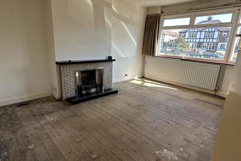 37 Daventry Road, Cheylesmore, Coventry, CV3 5DJ