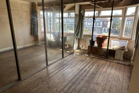 37 Daventry Road, Cheylesmore, Coventry, CV3 5DJ