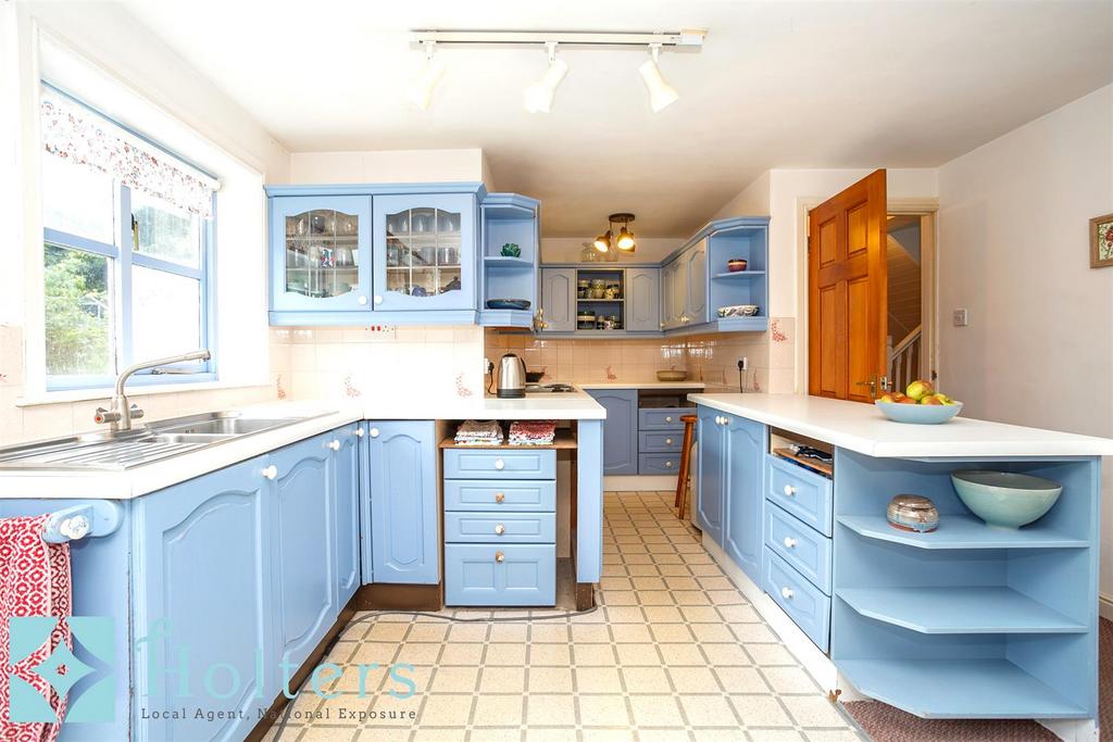 Kitchen Angle 3.jpg