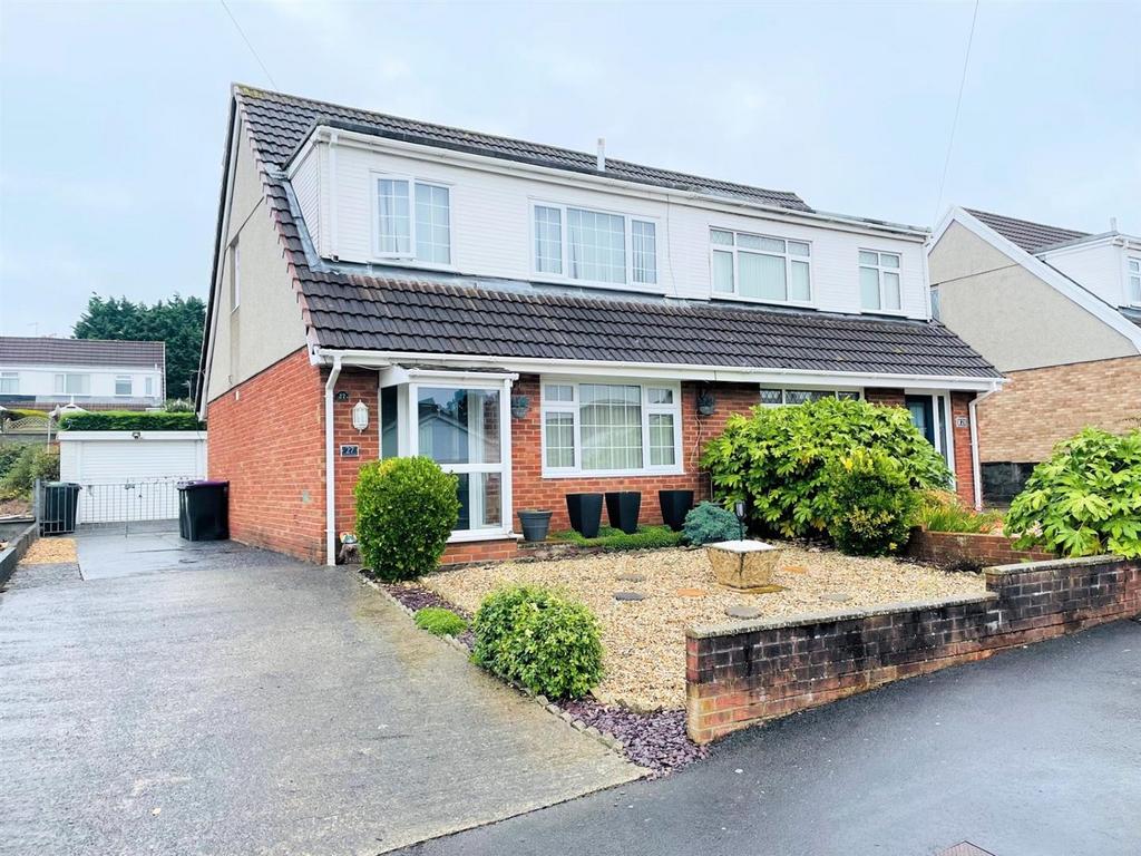 Pemberton Park, Llanelli 3 bed semidetached house for sale £180,000