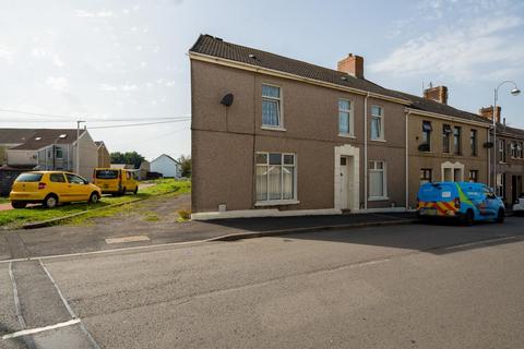 3 bedroom end of terrace house for sale, New Dock Road, Llanelli