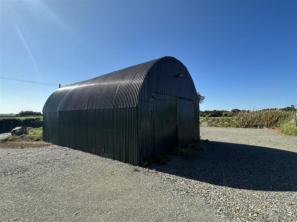 Corrugated Dutch Barn