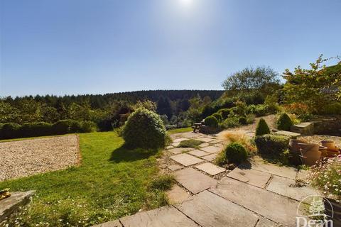 4 bedroom detached house for sale, The Boarts, Lydbrook
