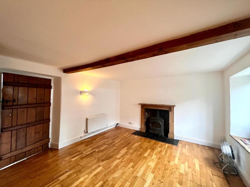 Church Street, Boughton, Northampton NN2 2 bed cottage £995 pcm (£230 pw)