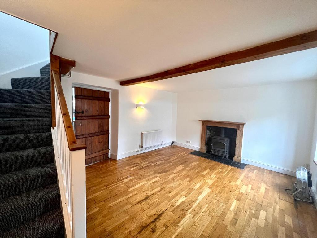 Church Street, Boughton, Northampton NN2 2 bed cottage £995 pcm (£230 pw)