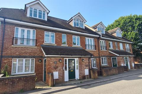2 bedroom apartment for sale, Wey Hill, Haslemere