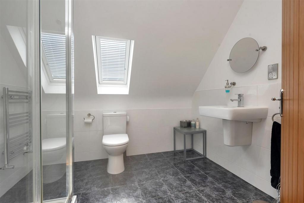 Ensuite shower room