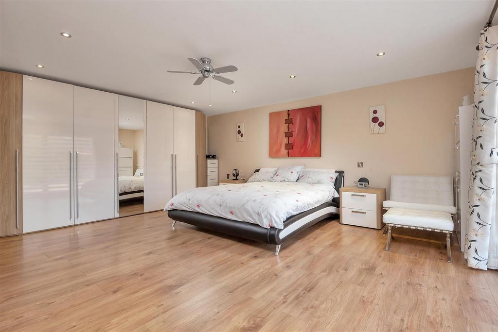 Main bedroom