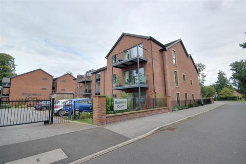 2 bedroom apartment for sale, Stapleton Court, Swanland