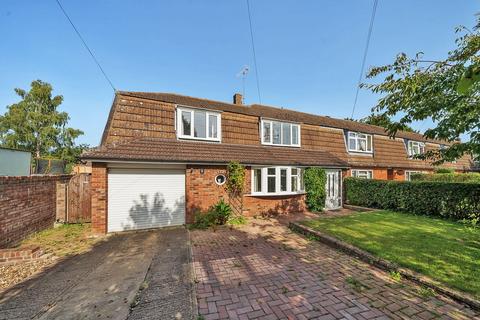 17 Mayfield Crescent, Lower Stondon, Henlow, SG16 6LE