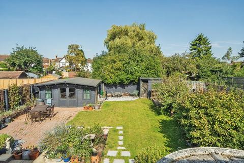 17 Mayfield Crescent, Lower Stondon, Henlow, SG16 6LE