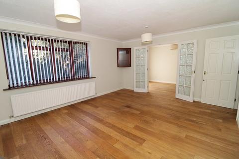 11 Castle Close, Bromley, BR2 0YD
