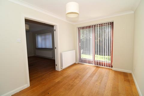 11 Castle Close, Bromley, BR2 0YD