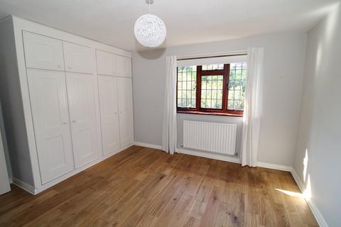 11 Castle Close, Bromley, BR2 0YD
