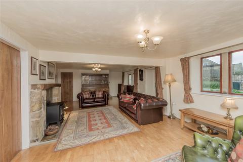 5 bedroom detached house for sale, Toftshaw Fold, East Bierley, Bradford, West Yorkshire, BD4