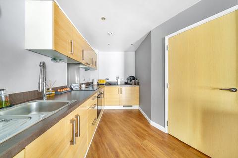 1 bedroom flat for sale, Cardinal Place, Guildford Road, Woking, GU22