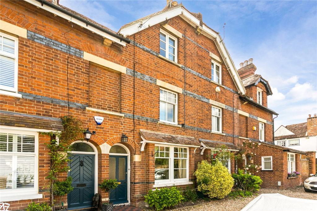 Ruperts Lane, HenleyonThames, Oxfordshire, RG9 4 bed terraced house