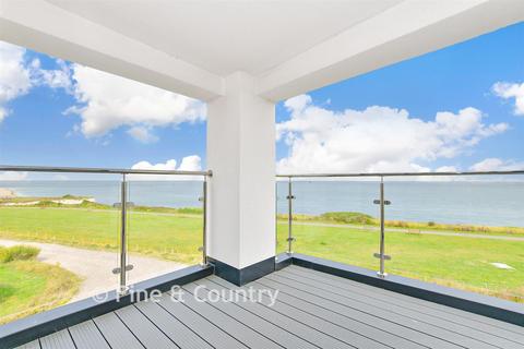 2 bedroom penthouse for sale, Ocean View, Fitzroy Avenue, Broadstairs, Kent