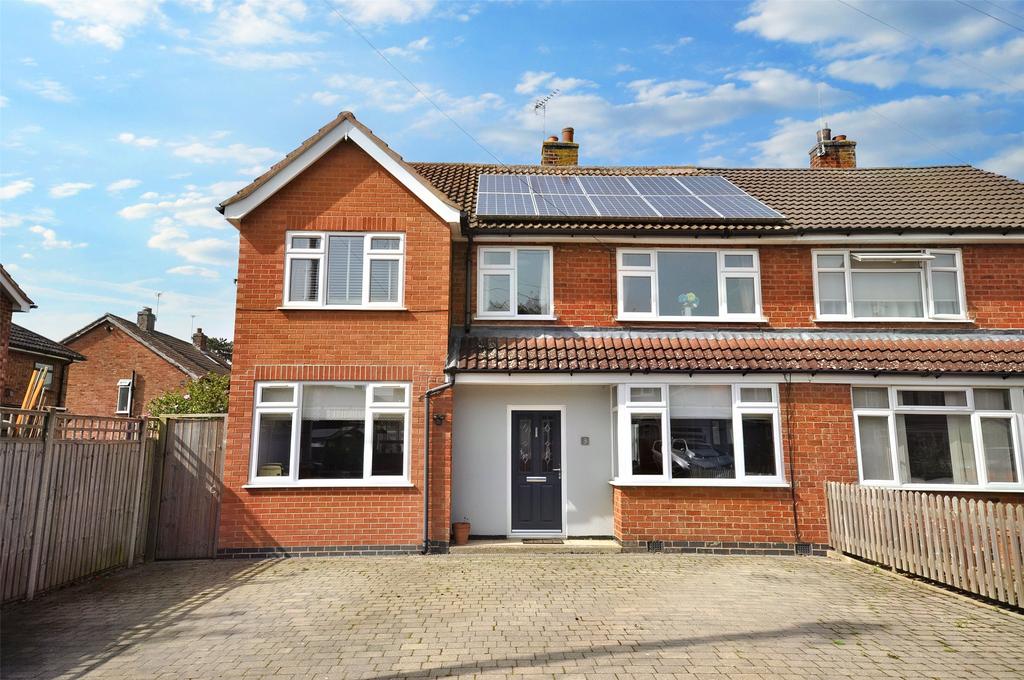 Barrow Crescent, Gaddesby, Leicester 4 bed semidetached house for sale