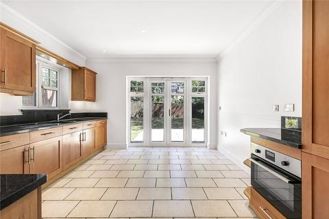 5 Sandridge Close, Barnet, EN4 0HB