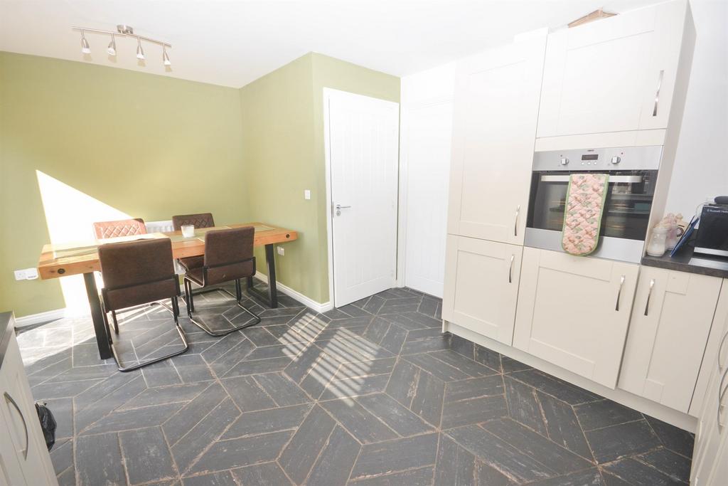 Kitchen / Diner