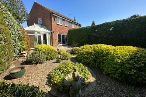 27 Blaydon Road, Luton, LU2 0RP