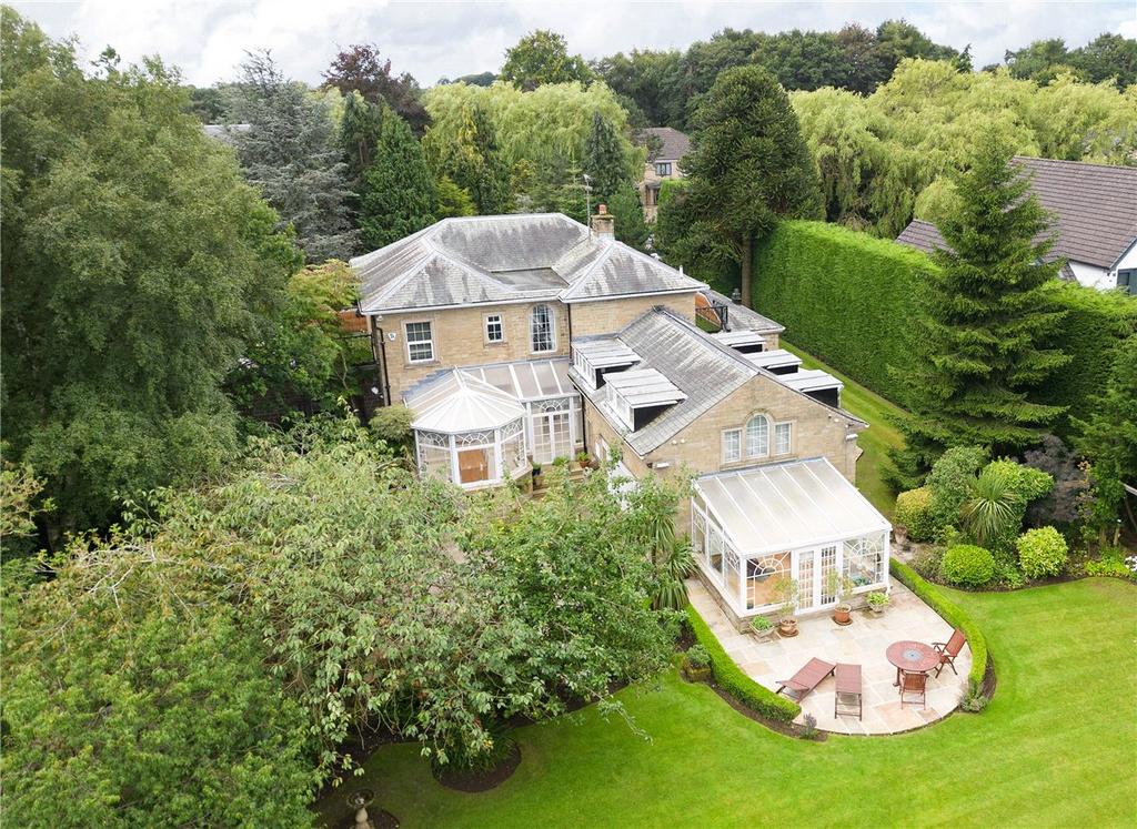 Woodley Chase, 95 Wigton Lane, Alwoodley, West Yorkshire, LS17 5 bed detached house for sale £