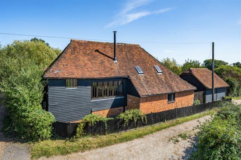 3 bedroom barn conversion for sale - Little Daux Barn, East Street, Billingshurst, RH14