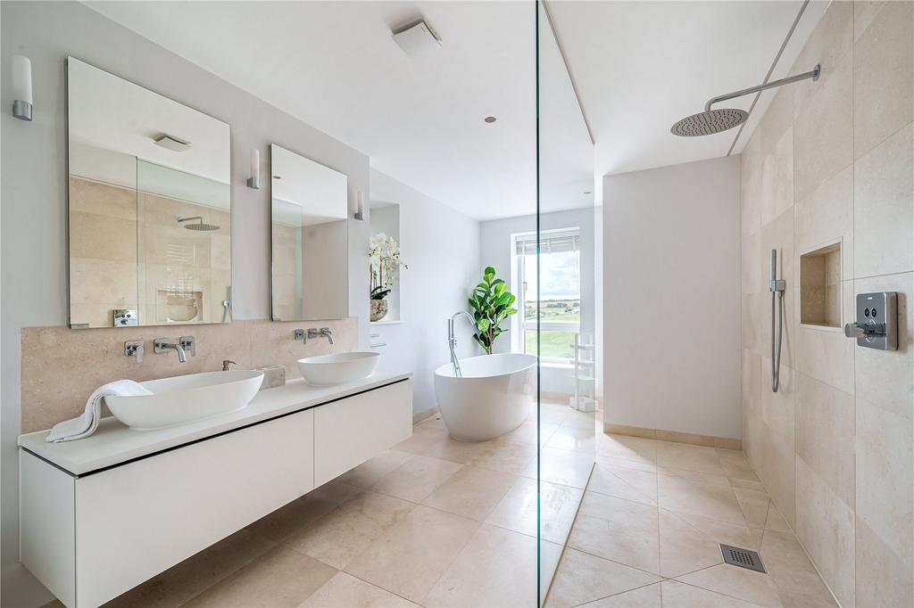 Principal Ensuite