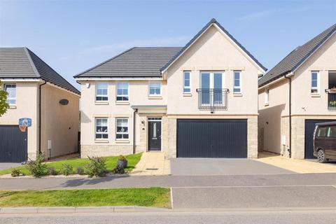 6 Barons Drive, Roslin, EH25 9AL