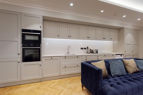 2 bedroom flat to rent - Wimpole Street