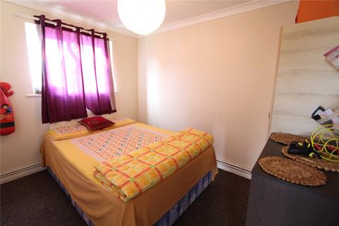 2 bedroom apartment to rent - Wellington House, Rodwell Close, Ruislip, HA4
