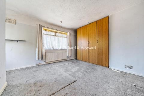 22 Dittisham Road, London, SE9 4BH