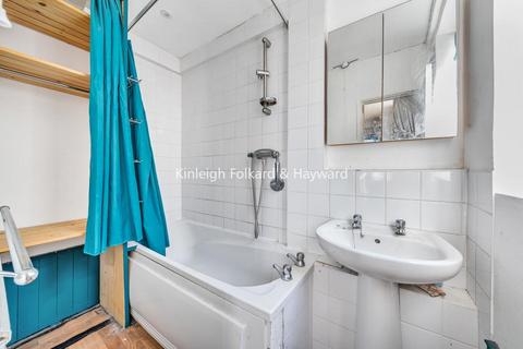 22 Dittisham Road, London, SE9 4BH