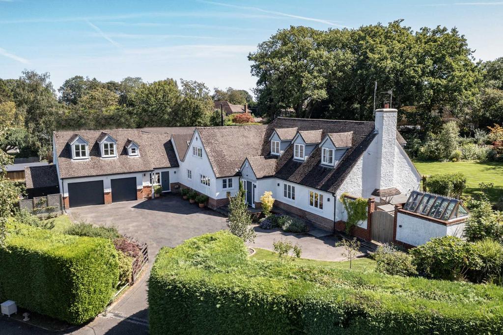 Aldworth Road, Upper Basildon, Berkshire 5 bed detached house for sale