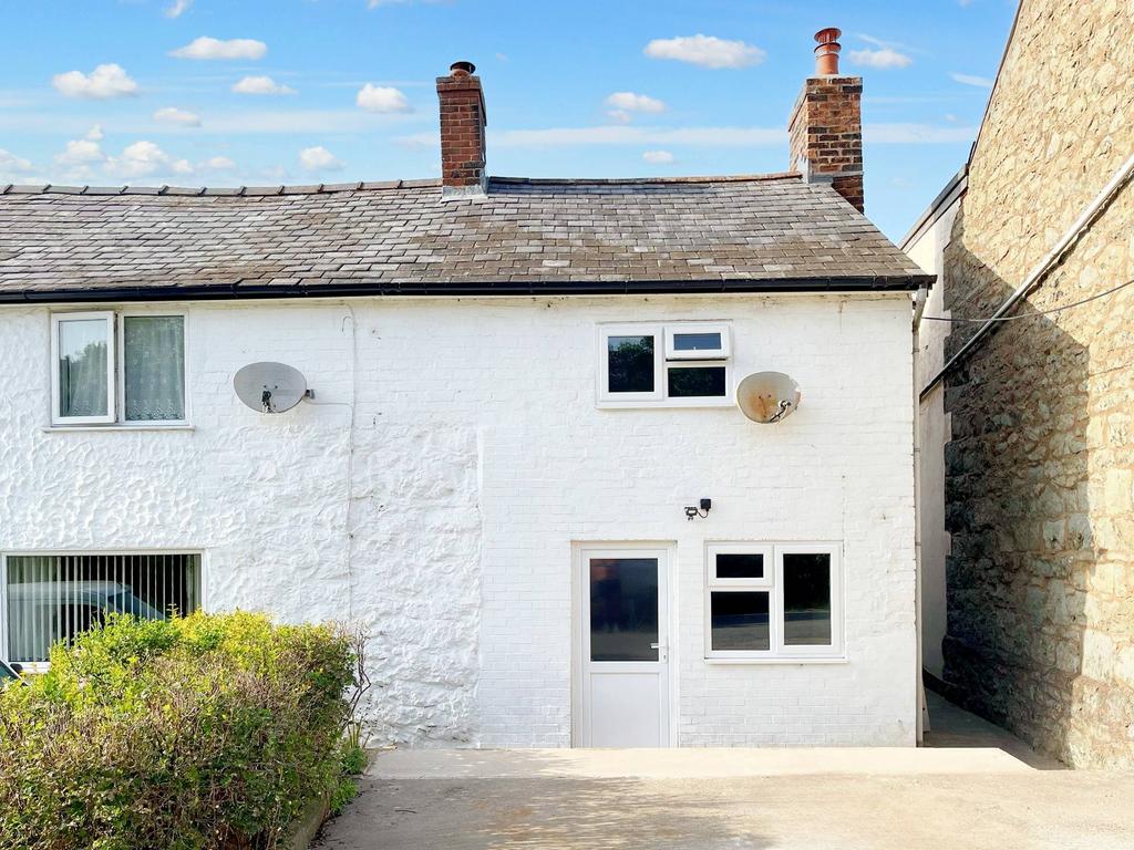 Burnt Lane, Buttington SY21 2 bed semidetached house for sale £160,000