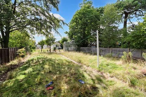 2 bedroom bungalow for sale - Broom Road, Poole BH12