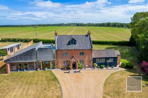 4 bedroom detached house for sale, Weston Green Road, Norwich NR9