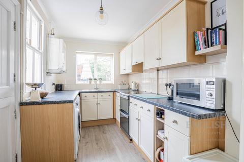 32 Halstead Road, Colchester, CO3 9AE