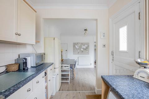 32 Halstead Road, Colchester, CO3 9AE