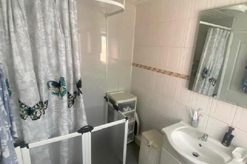 155 Brecon Road, Ystradgynlais, Swansea, SA9 1QL