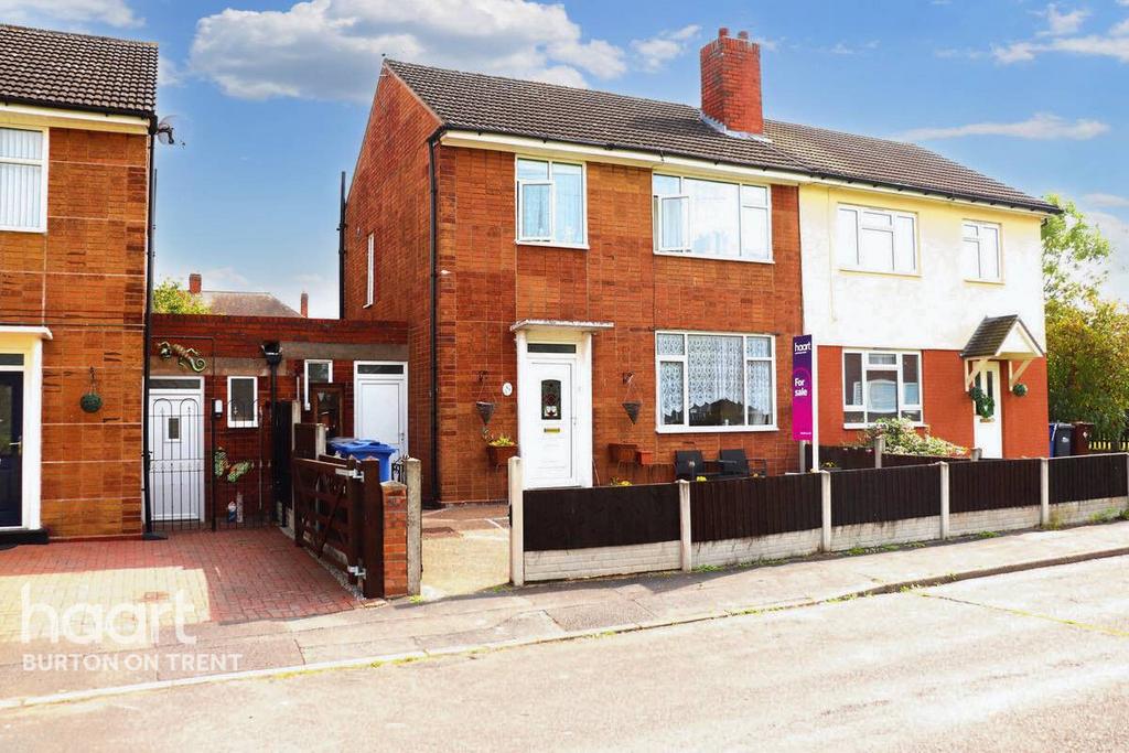 Cumberland Road, BurtonOnTrent 3 bed semidetached house for sale £150,000