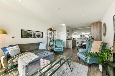 1 bedroom apartment to rent, Chiswick High Road, Chiswick, London,W4